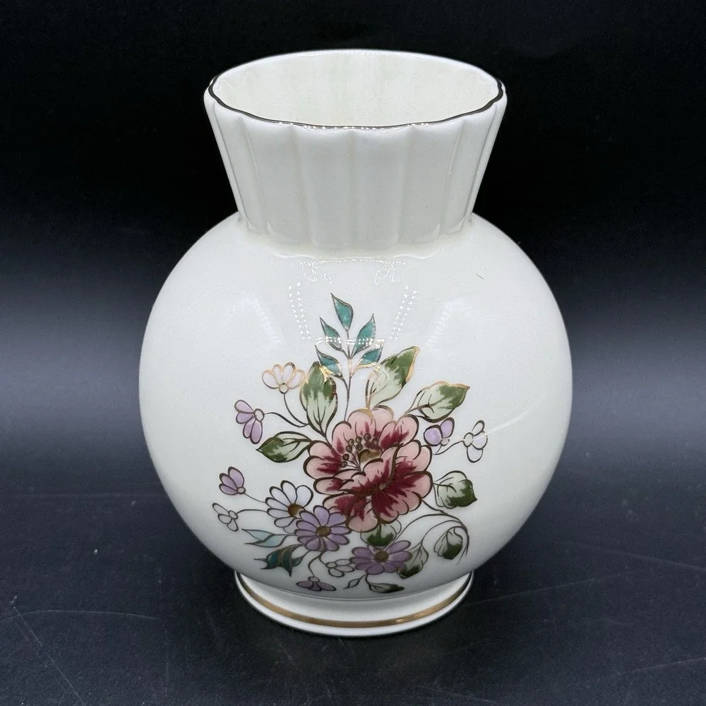 Vintage Zsolnay Hungary Porcelain Vase Hand Painted Floral Gold‎ Trim 5